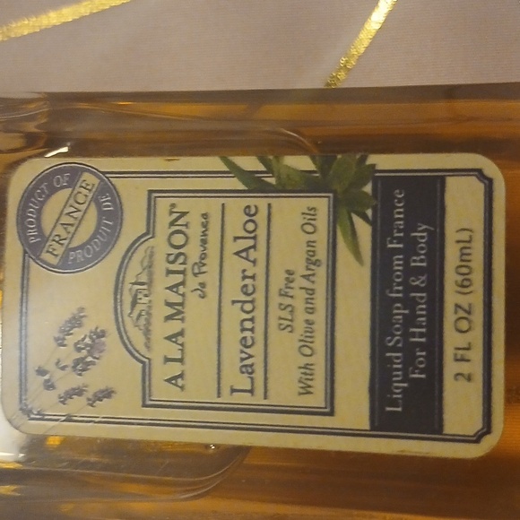 FRENCH Lavender Aloe Liquid Soap and Fresh Sea Salt Bar French Milled Set - Picture 5 of 5